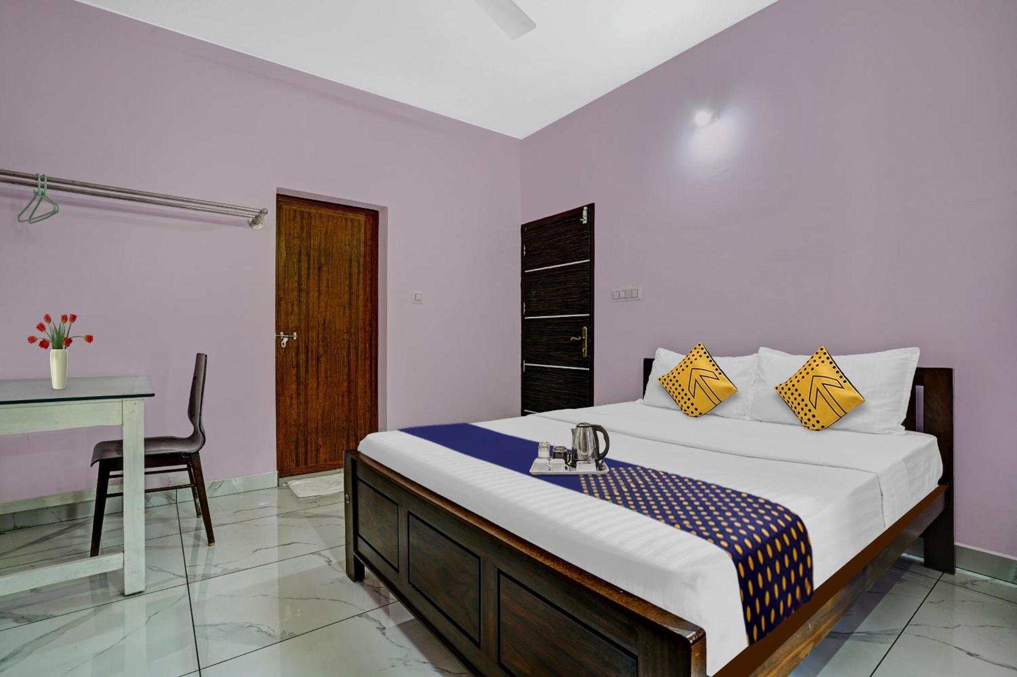 Spot On Shalom Palace Residency Neriyamangalam Εξωτερικό φωτογραφία